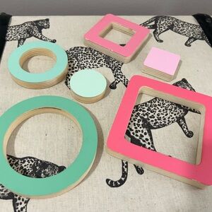 Kiwico shape puzzles